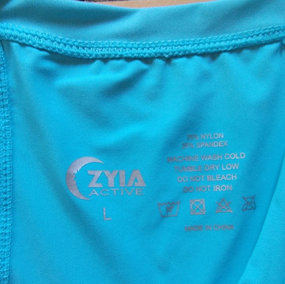 Zyia Split Panel Tank - image 3